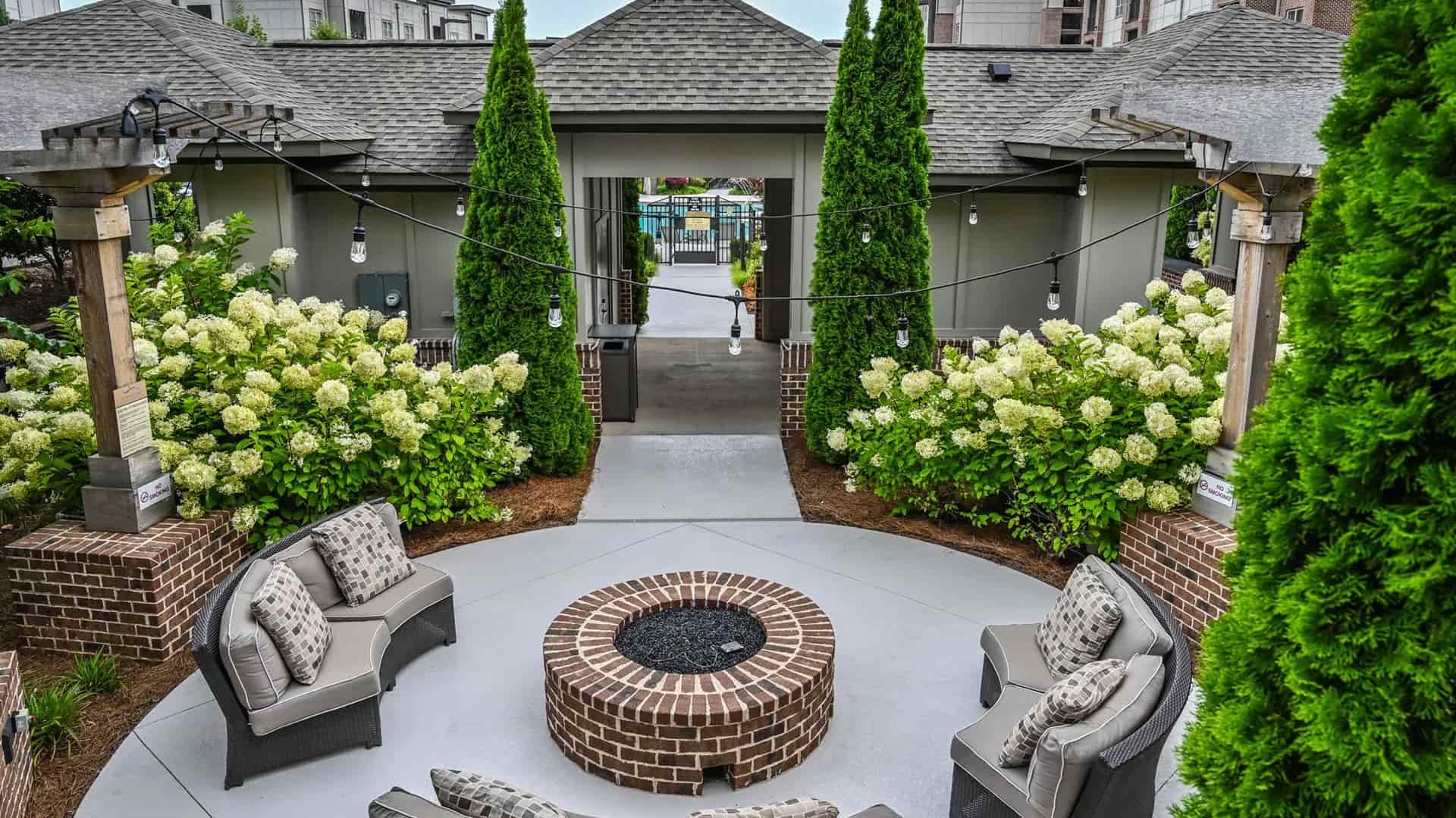 Outdoor Patio Banner Image